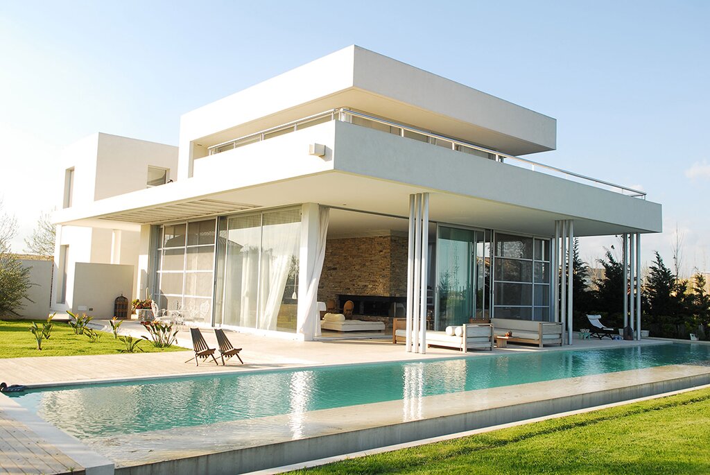 Ищите где заказать дизайн проекты домов и коттеджей с бассейном? Цены и портфолио на сайте.