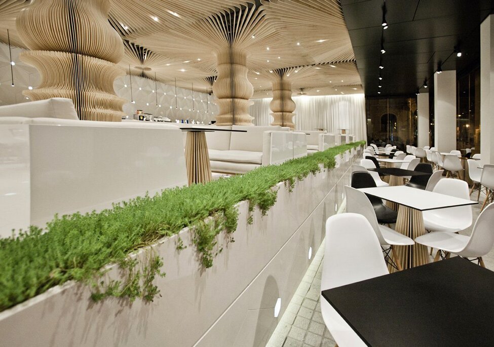 Alpina Design представляет серию фото выполненного дизайн-проекта открытого ресторана.